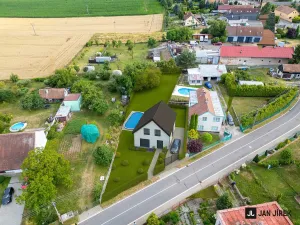 Prodej pozemku, Křičeň, 1045 m2
