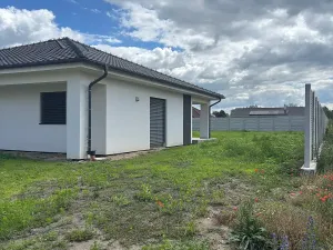 Prodej rodinného domu, Hevlín, 135 m2
