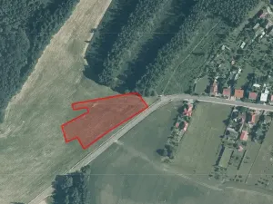 Prodej pole, Zlín, 18324 m2