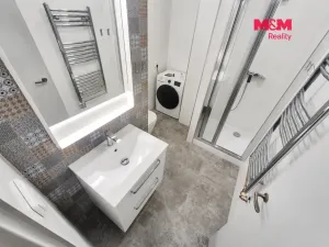 Pronájem bytu 2+kk, Praha - Bubeneč, Eliášova, 59 m2
