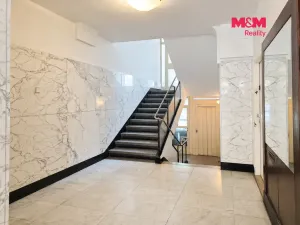 Pronájem bytu 2+kk, Praha - Bubeneč, Eliášova, 59 m2