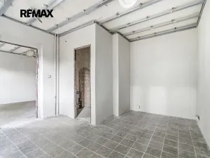 Prodej komerční nemovitosti, Plzeň, Rokycanská, 27 m2