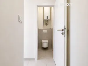 Prodej bytu 1+kk, Praha - Vysočany, Kolmá, 23 m2