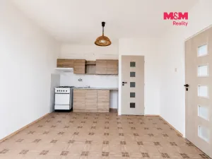 Pronájem bytu 1+1, Postoloprty, Jiráskovo náměstí, 35 m2
