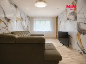 Pronájem bytu 1+1, Kadaň, Chomutovská, 35 m2