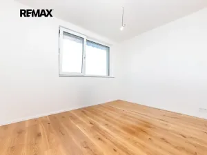 Prodej bytu 2+kk, Praha - Radlice, U Komína, 41 m2