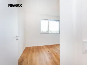Prodej bytu 2+kk, Praha - Radlice, U Komína, 41 m2