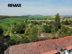 Prodej zemědělského objektu, Počedělice, 2500 m2