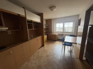 Pronájem kanceláře, Jičín, Husova, 59 m2