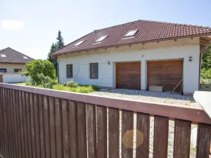 Prodej rodinného domu, Sezemice - Veská, 400 m2