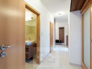 Pronájem bytu 3+kk, Praha - Velká Chuchle, Mrkosova, 70 m2