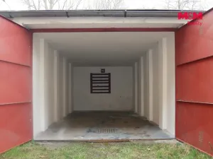 Pronájem garáže, Karlovy Vary, Mattoniho nábřeží, 19 m2