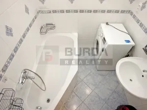 Pronájem bytu 2+kk, Praha - Troja, Hnězdenská, 36 m2