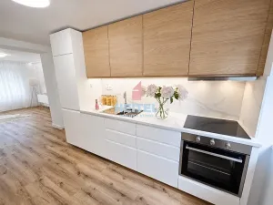 Pronájem bytu 2+kk, Ostrava, Gerasimovova, 52 m2