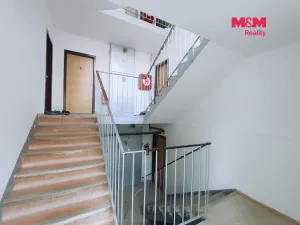 Pronájem bytu 1+1, Janov, 37 m2