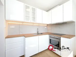 Pronájem bytu 2+1, Roztoky, Masarykova, 55 m2