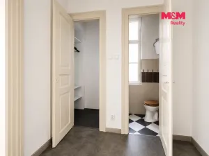 Pronájem bytu 2+kk, Praha - Holešovice, Janovského, 52 m2
