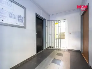 Pronájem obchodního prostoru, Praha - Hlubočepy, Pražského, 14 m2