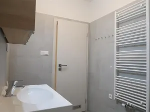 Pronájem bytu 3+kk, Praha - Vysočany, Svatošových, 72 m2