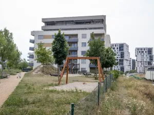 Pronájem bytu 3+kk, Praha - Vysočany, Svatošových, 72 m2