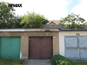 Pronájem garáže, Kladno, Šulcova, 18 m2