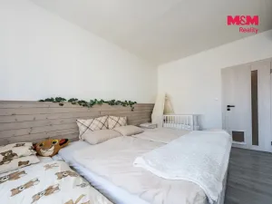 Prodej bytu 3+1, Volary, Sídl. Míru, 70 m2