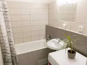 Pronájem bytu 1+kk, Zlín, U Trojáku, 27 m2