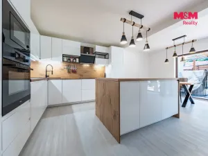 Prodej bytu 4+kk, Úvaly, Smrková, 142 m2