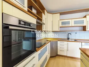 Pronájem rodinného domu, Průhonice, Pod Valem II., 204 m2