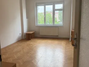 Pronájem bytu 2+1, Praha, V olšinách, 52 m2