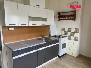 Prodej bytu 2+1, Bruntál, Jesenická, 53 m2