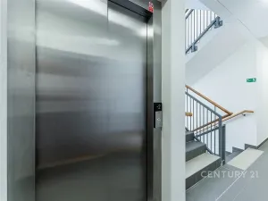 Pronájem bytu 2+kk, Praha, Arnošta Staňka, 47 m2