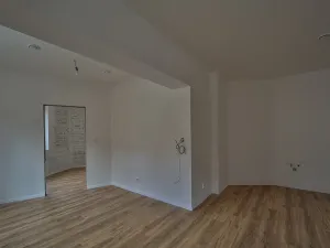 Prodej bytu 2+kk, Praha - Strašnice, Průběžná, 67 m2