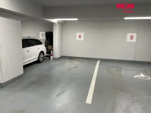 Pronájem garážového stání, Frýdek-Místek - Frýdek, Nové Dvory-Podhůří, 13 m2