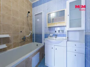 Prodej bytu 3+1, Bukovany, 65 m2