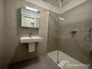 Pronájem bytu 2+kk, Zlín, Ševcovská, 65 m2