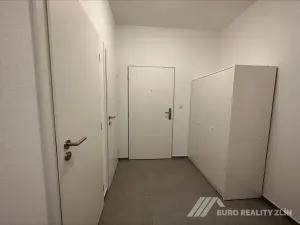 Pronájem bytu 2+kk, Zlín, Ševcovská, 65 m2