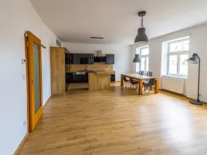 Prodej bytu 3+kk, Jihlava, Znojemská, 87 m2