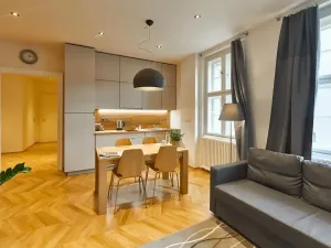 Prodej bytu 1+kk, Praha - Staré Město, Dlouhá, 54 m2