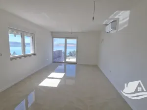 Prodej bytu 3+kk, Starigrad, Chorvatsko, 80 m2
