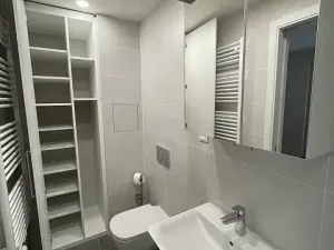 Pronájem bytu 3+kk, Praha - Řeporyje, Haenkeho, 80 m2