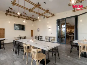 Prodej restaurace, Frenštát pod Radhoštěm, Školská čtvrť, 500 m2