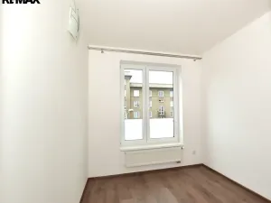 Pronájem bytu 2+kk, Plzeň, Koterovská, 42 m2