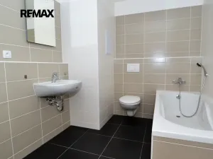 Pronájem bytu 2+kk, Plzeň, Koterovská, 42 m2