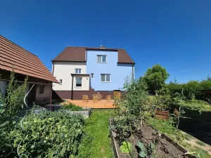 Prodej rodinného domu, Svárov, 250 m2