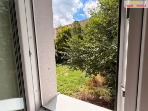 Pronájem bytu 2+1, Karlovy Vary, Závodu míru, 71 m2