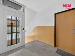Prodej bytu 2+1, Třeboň - Třeboň II, Hliník, 62 m2