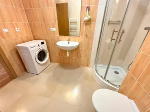 Pronájem bytu 2+kk, Praha - Karlín, Křižíkova, 51 m2