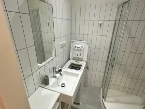 Pronájem bytu 1+kk, Praha - Vršovice, Kodaňská, 33 m2