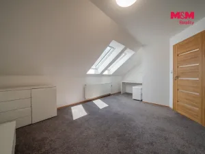 Prodej rodinného domu, Lažánky, 275 m2